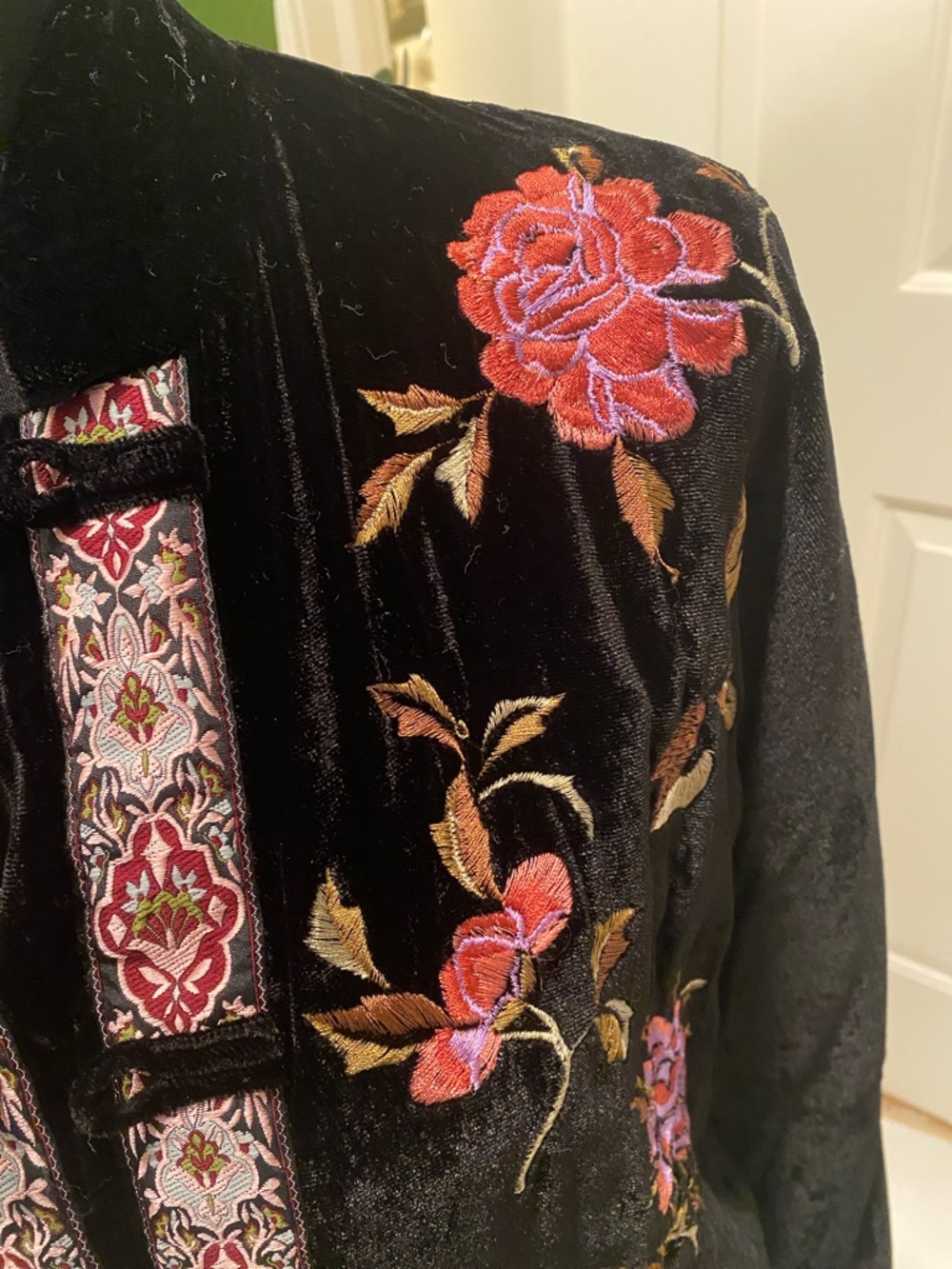 Newport News Black Velvet Jacket with Pink Floral Embroidery - Picture 4 of 7